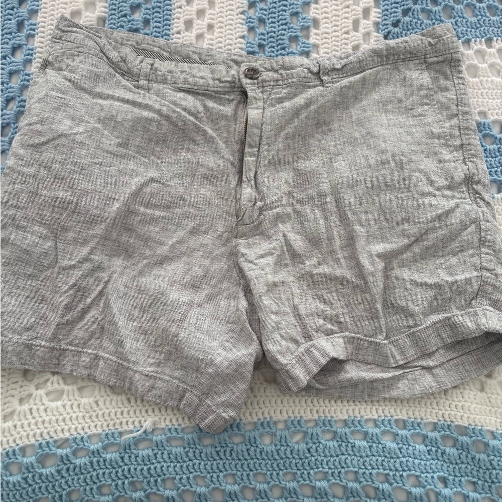 Goodfellow & Co Men's Light Gray Shorts
